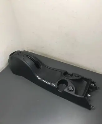 Citroen C3 Picasso Center console 9682879177 9682548377 9682548477