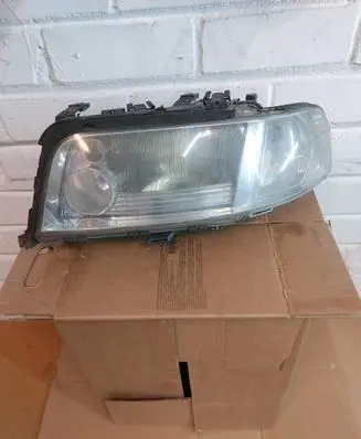 Audi A8 S8 D2 4D Headlight/headlamp 4D0941003AG 01020400 0301171271