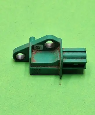 Volkswagen Golf Plus Airbag deployment crash/impact sensor 1K0909606 5WK43273