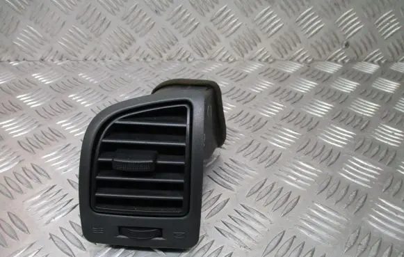 KIA Picanto Dashboard side air vent grill/cover trim