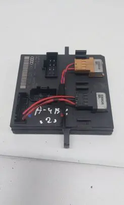 Audi A4 S4 B7 8E 8H Comfort/convenience module 8E0907279A