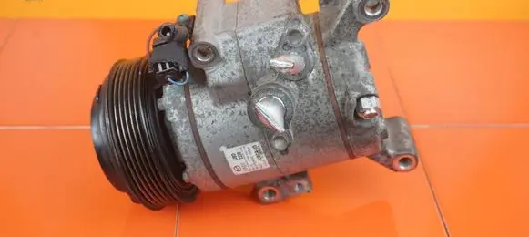 Mazda 6 Air conditioning (A/C) compressor (pump) F500JUBCA05 SH01