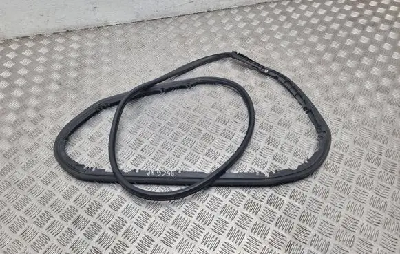 Audi A6 S6 C6 4F Front door rubber seal 4F0831345C