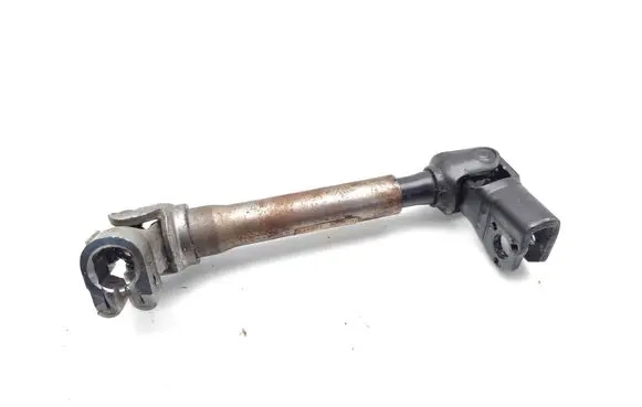 Renault Clio III Steering column universal joint 8200751243 A0013445