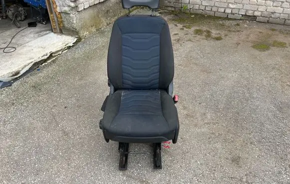 Iveco Daily 6th gen Front passenger seat