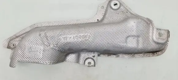 Dacia Logan III Exhaust heat shield 747618673R
