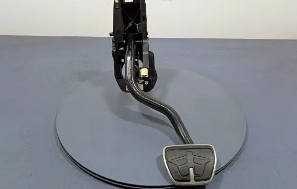 BMW X4 F26 Accelerator throttle pedal 6874273