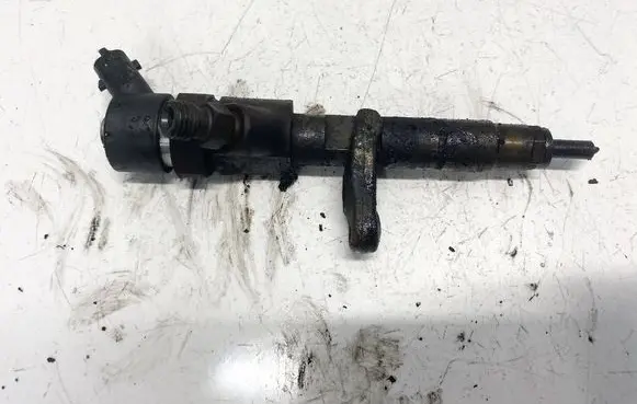 Volvo S40, V40 Fuel injector 7700111014