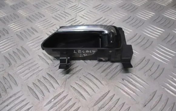 Subaru Legacy Front door interior handle
