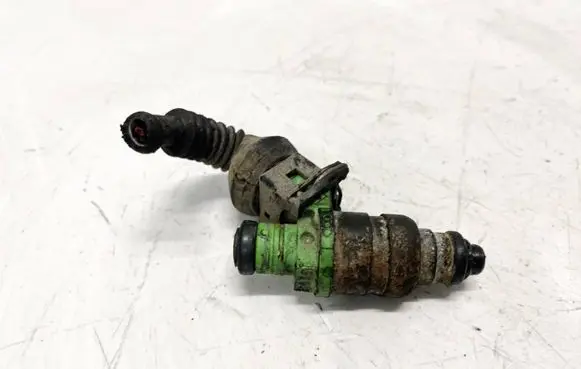 Fuel injector