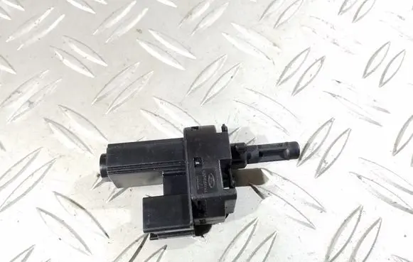Clutch pedal sensor