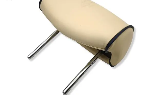 Maserati Quattroporte Rear seat headrest 