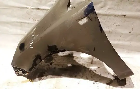 Opel Corsa D Fender Juoda