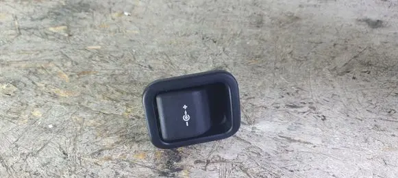 BMW 3 E46 12 V Socket (rear) 7008038