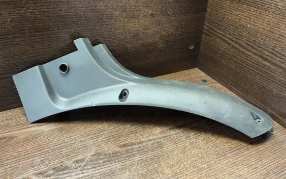Iveco Daily 3rd gen Front door trim (molding) 352000000 500312438