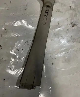Jeep Cherokee III KJ (B) pillar trim (top) GE60TRMA 192861