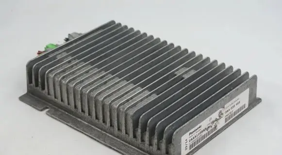 Volkswagen PASSAT CC Sound amplifier 3AA035466