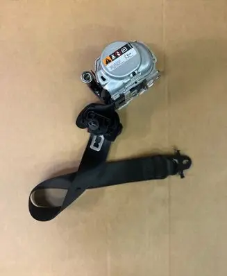 BMW X5 G05 Front seatbelt 7497880
