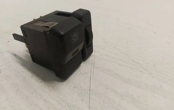 Volkswagen Golf II Light switch 7941531