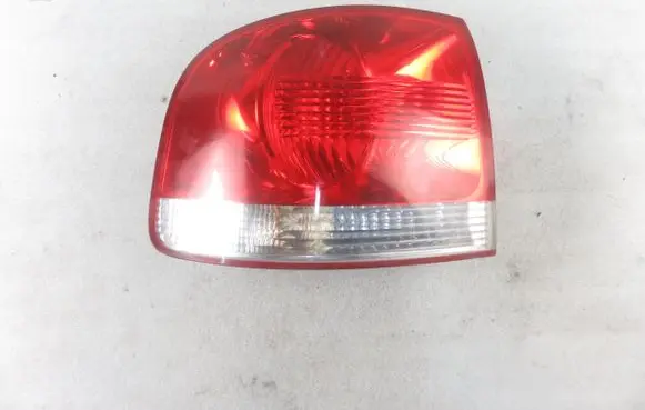Volkswagen Touareg I Rear/tail lights 7L6945095K