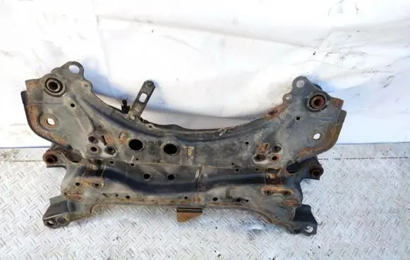 Toyota Avensis T270 Front subframe