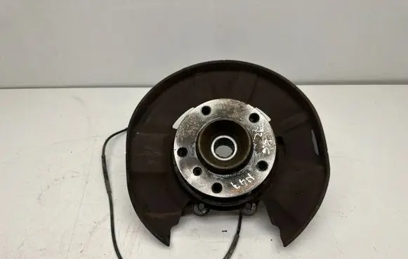 BMW 3 E92 E93 Rear wheel hub 6761579