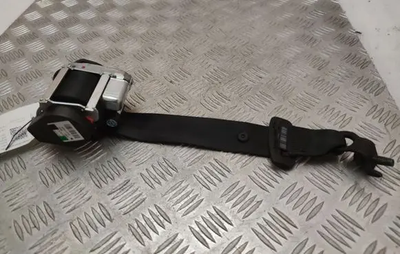 Volvo XC90 Third row seat belt 39825739