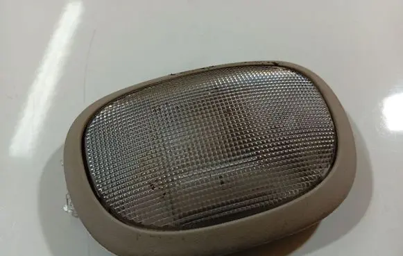 Chrysler PT Cruiser Rear seat light 04665242