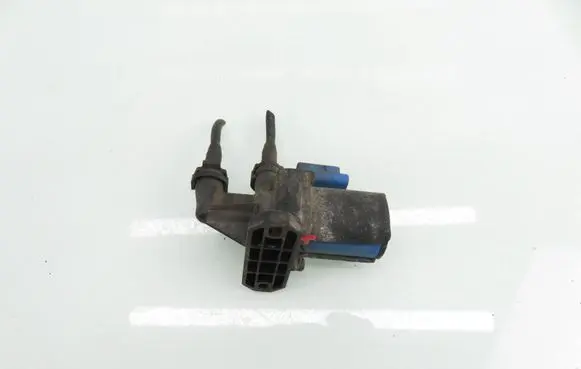 Peugeot 407 Coolant heater control valve EV700