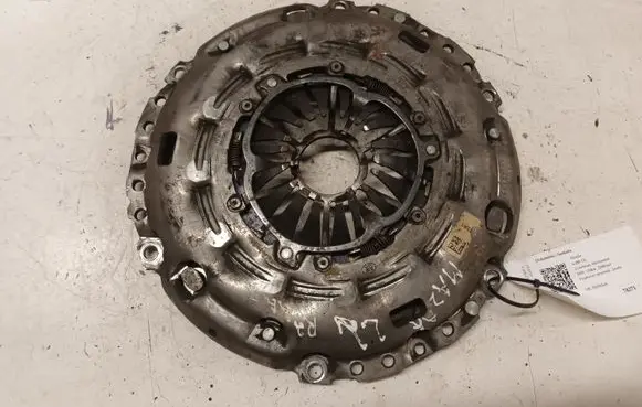Mazda 6 Pressure plate R2A116410A