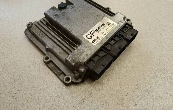 Nissan X-Trail T31 Engine control unit/module 23710JG78B 0281013874 1039S21008