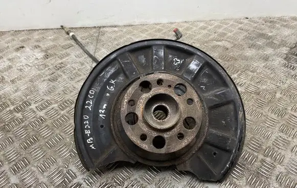 Citroen C4 Grand Picasso Rear wheel hub