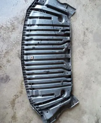 Mercedes-Benz CLS C218 X218 Engine splash shield/under tray A2125202123