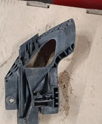 BMW X5 F15 Headlight/headlamp mounting bracket 6002TM0168