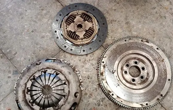 Volkswagen Jetta III Clutch set kit 036141026G