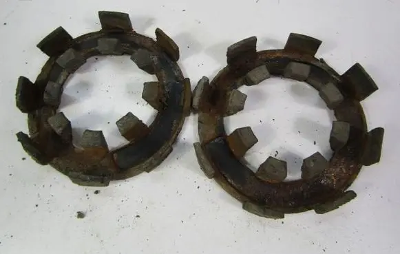 Jaguar XJ X308 Rear coil spring rubber mount 