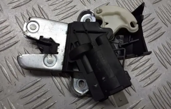 Audi A6 S6 C6 4F Tailgate exterior lock 4F5827505D