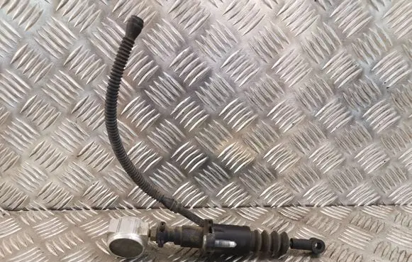 Mercedes-Benz A W168 Clutch master cylinder A3022900512 PA66GF35