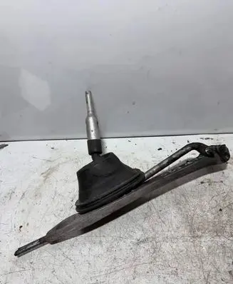 BMW 1 F20 F21 Gear shifter/selector 7605091