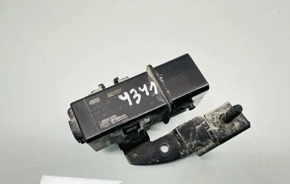 KIA Ceed Glow plug pre-heat relay 368302A300 GA502B06 170529B1