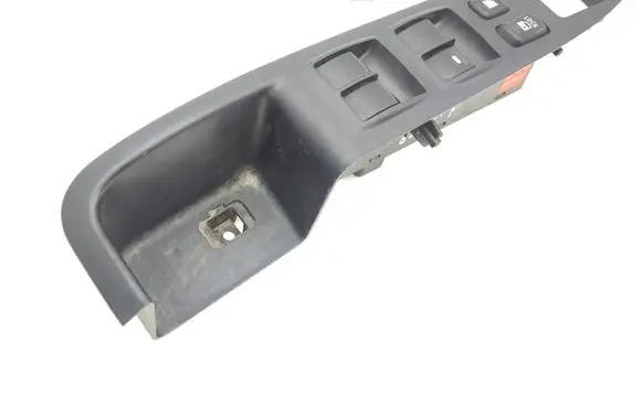 Mitsubishi Outlander Electric window control switch 8608A223 1550D1