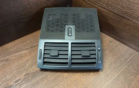 Peugeot 407 Dash center air vent grill 9644589777 A1040041