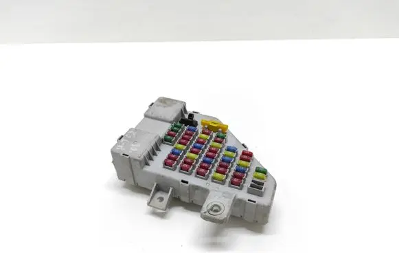 Hyundai Tucson LM Fuse module 911102E501