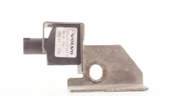 Volvo S60 Airbag deployment crash/impact sensor 8691734 8691736