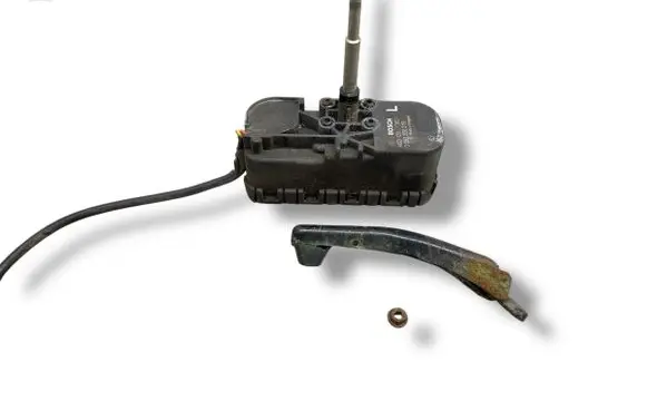 Volvo S60 Headlight wiper motor 0390206219