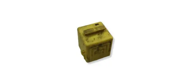BMW 3 E36 Other relay 6136