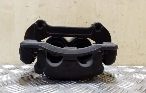 KIA Sorento Front brake caliper