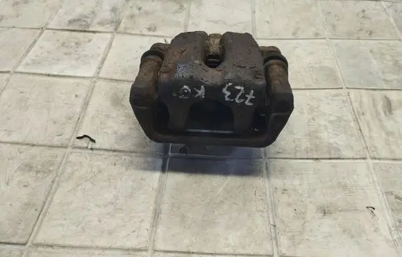 BMW 1 E81 E87 Rear brake caliper