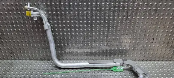 Volkswagen Golf VIII Air conditioning (A/C) pipe/hose S27705109 5WB816738F