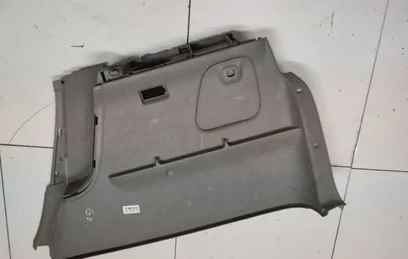 Renault Scenic I Other trunk/boot trim element